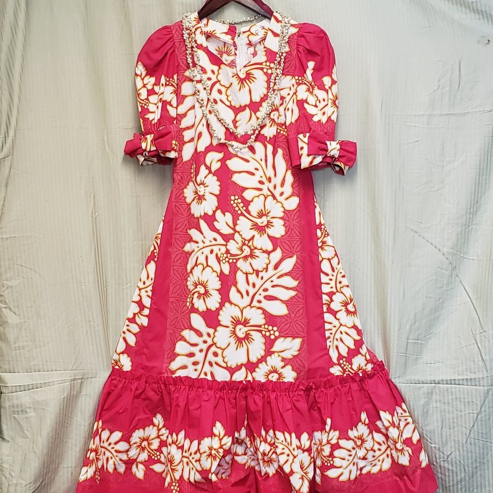 🍁Ruffle Elegant Formal Full Length Muumuu with Hibiscus Flower Print.